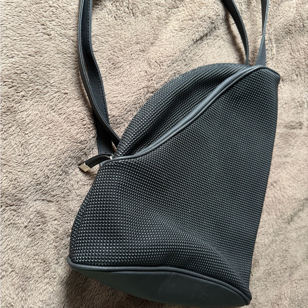 Urban oxide Black Bag